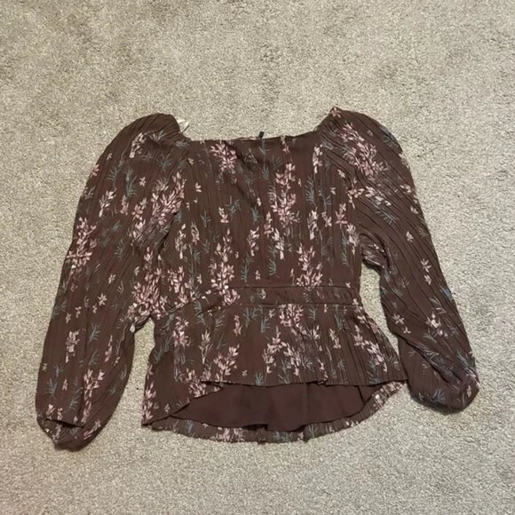 Stitch Fix Le Serein NWT Maroon Pink Pleated Floral Long Sleeve Blouse - Picture 4 of 7